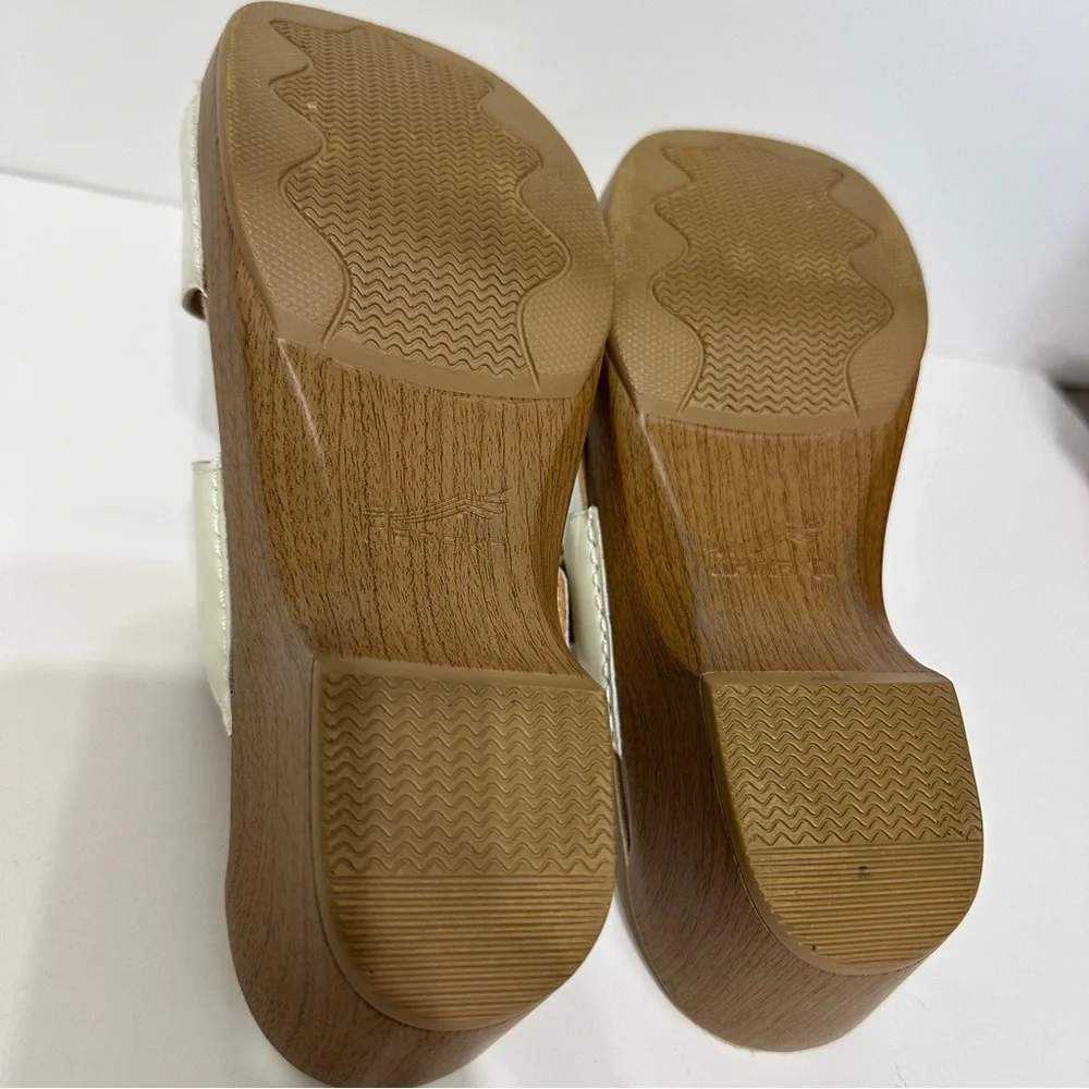 DANSKO SOPHIE LEATHER SANDAL - Picture 6 of 6